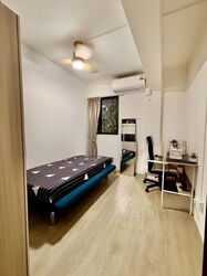 Blk 354 Clementi Avenue 2 Shopping Centre (Clementi), HDB 4 Rooms #638056021